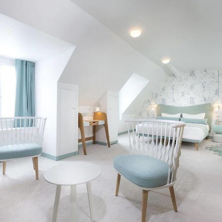 Hotel Le Lapin Blanc Paris Bagian luar foto