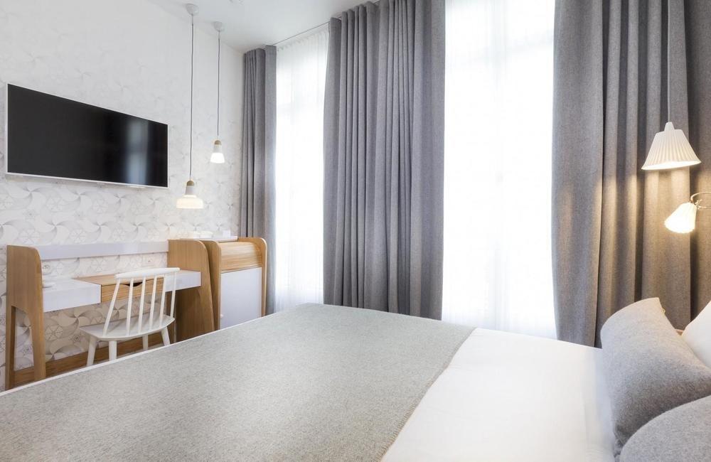 Hotel Le Lapin Blanc Paris Bagian luar foto