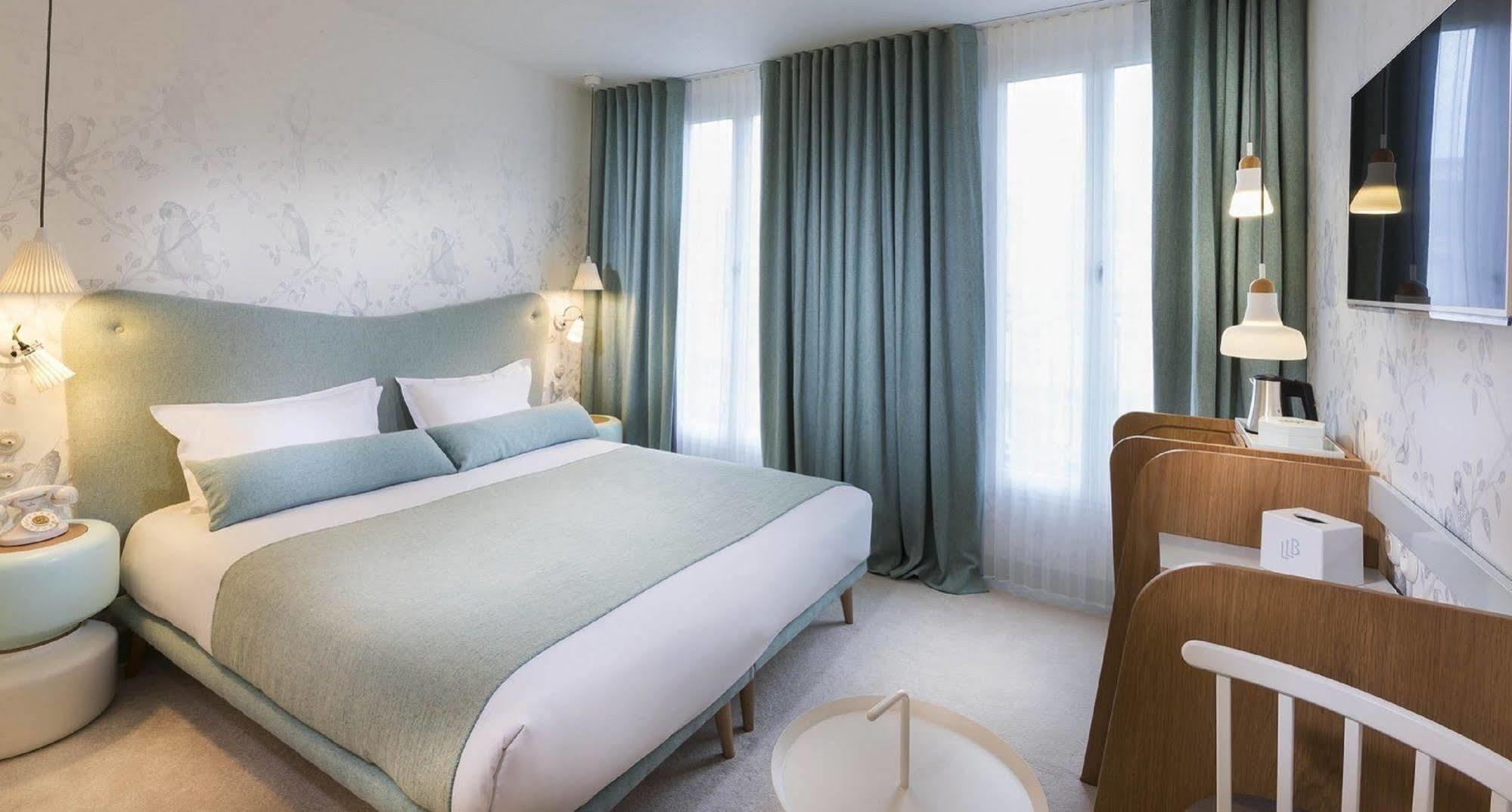 Hotel Le Lapin Blanc Paris Bagian luar foto