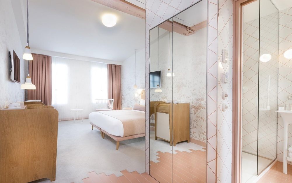 Hotel Le Lapin Blanc Paris Bagian luar foto